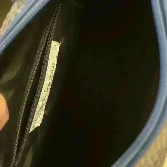 Cora Jacob’s collection purse - Picture 7 of 7